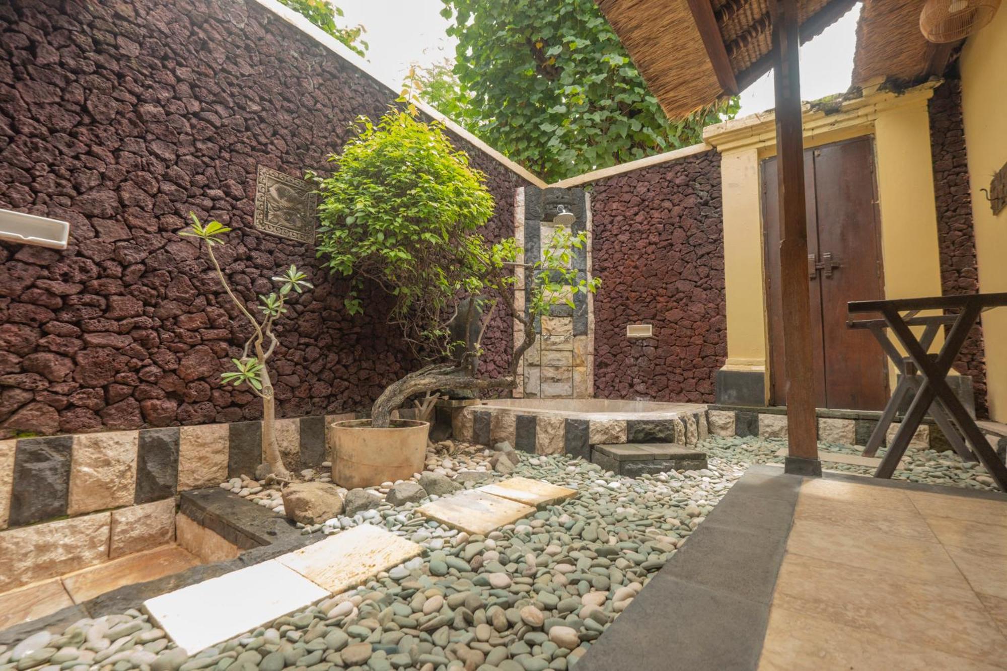 Taman Sari Bali Resort And Spa Pemuteran Eksteriør bilde